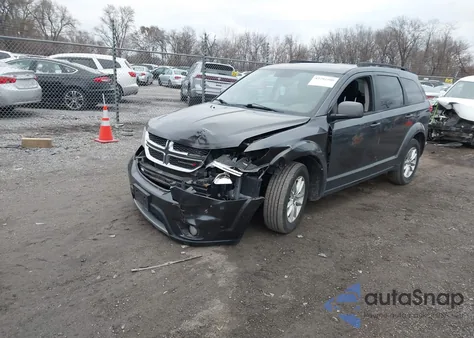 2015 Dodge Journey Sxt z USA, uszkodzony, nr VIN 3C4PDCBB3FT696996
